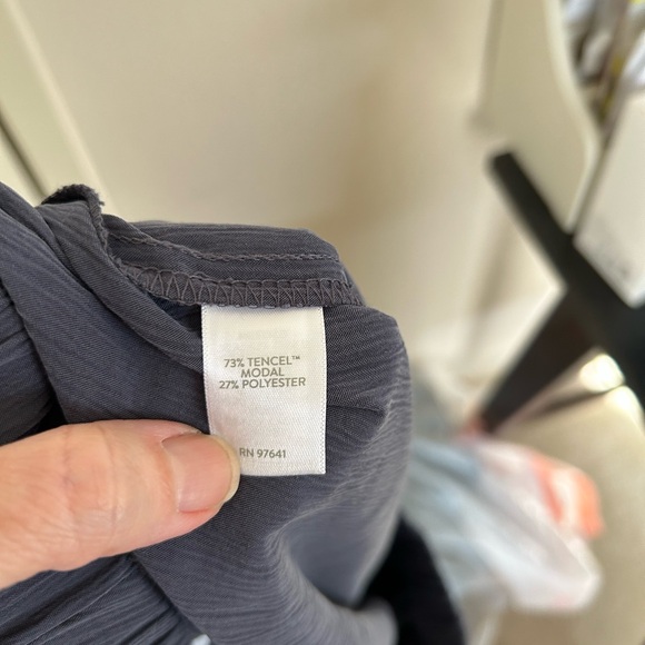 Pure J. Jill Sand Washed Navy Blue Cropped Wide Legged Pants- Size Med Petite - Picture 4 of 5